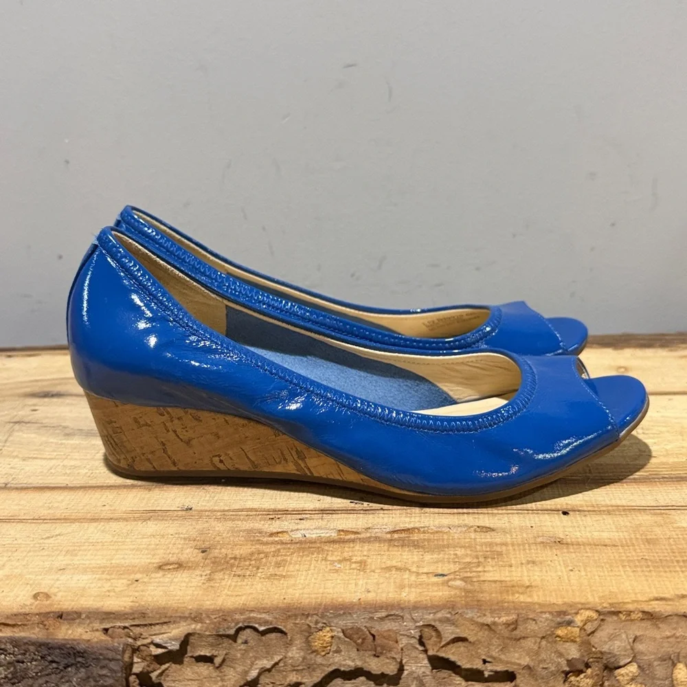Cole Haan Nike Air Blue Patent Leather Peep‎ Toe Cork Wedges Sz 6B A34